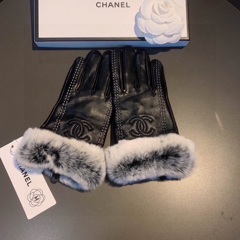 Chanel Gloves M L 092006
